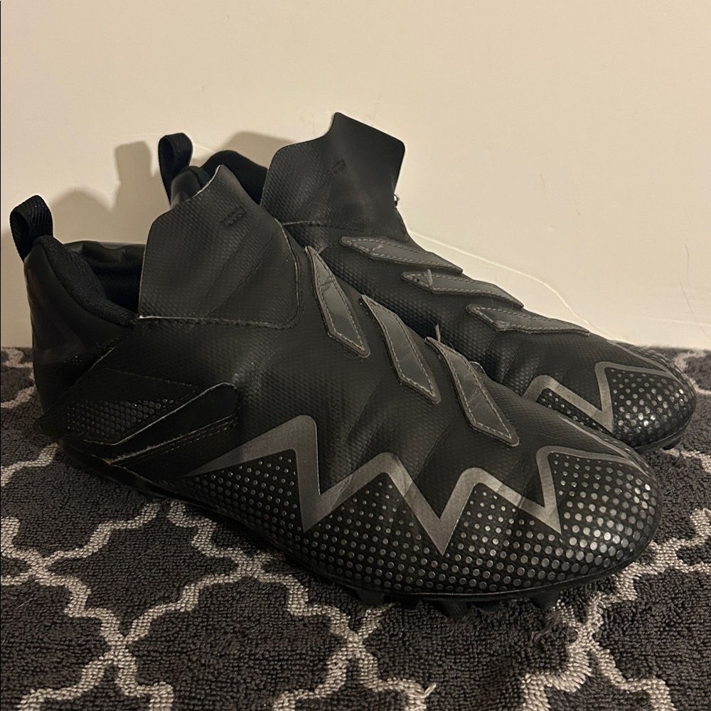 Adidas Freak Spark Football Cleats Youth Size 5.5